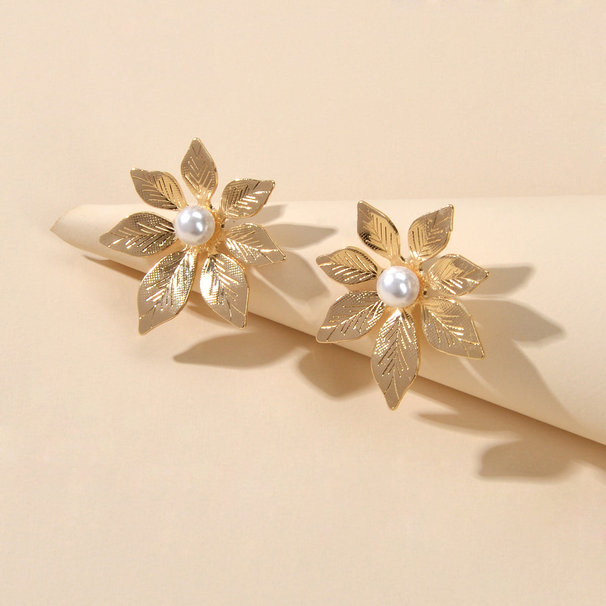 Fashion Pearl Decoration Gold Silver Leaf Hypoallergenic Stud Pierced Earrings-0