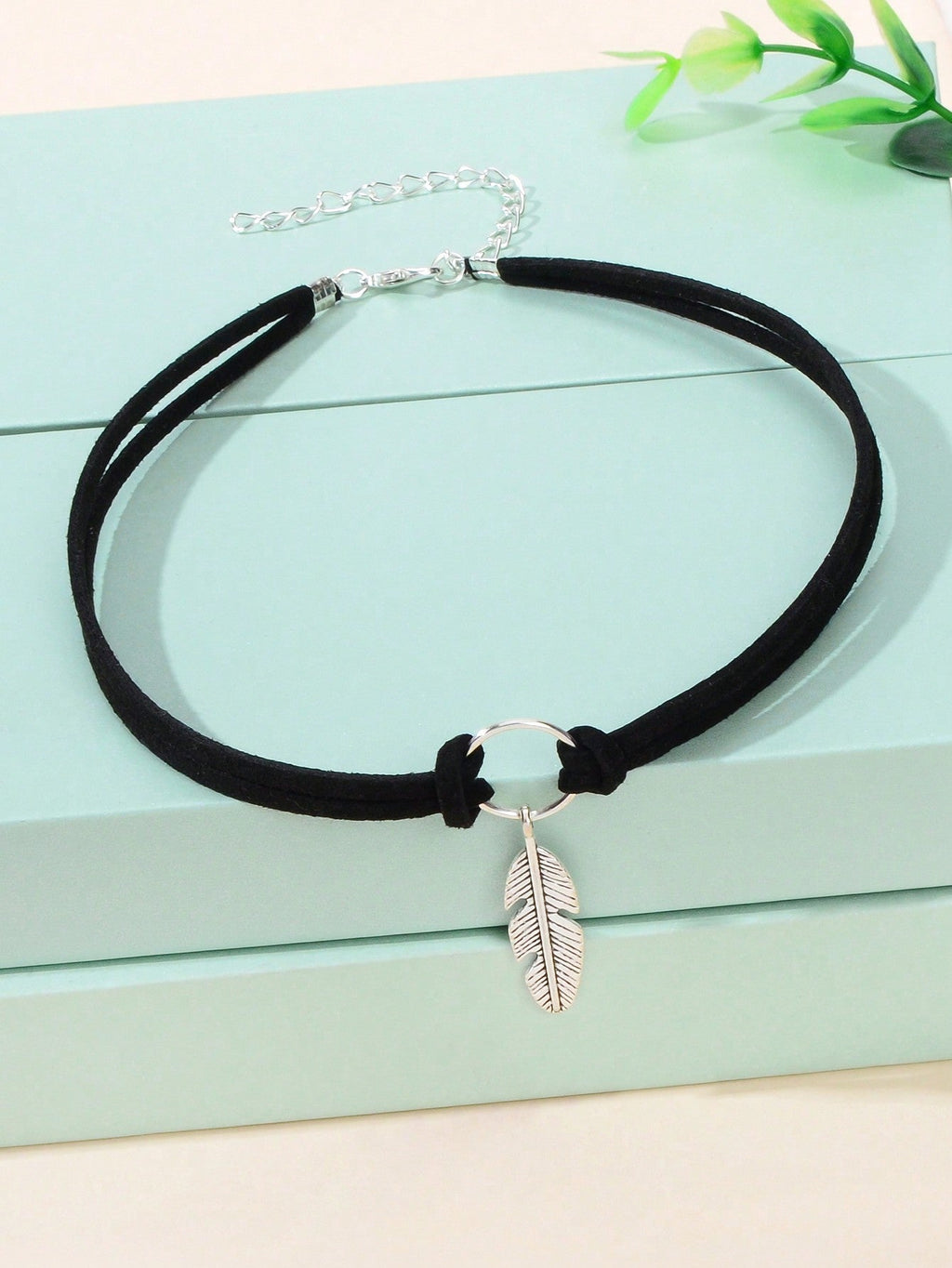 Vintage Feather Pendant Double Layer Leather Necklace - Boho Chic Accessory-1