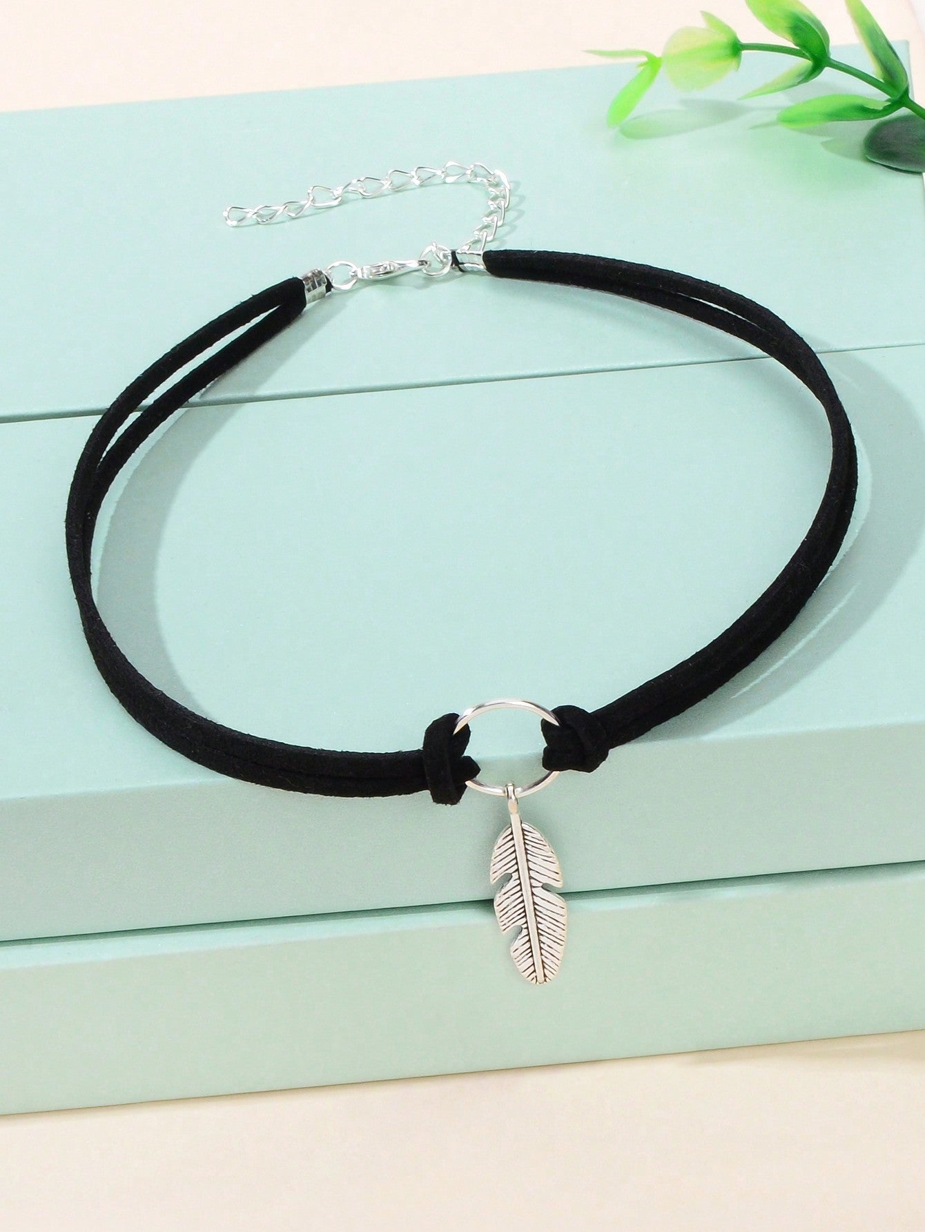 Vintage Feather Pendant Double Layer Leather Necklace - Boho Chic Accessory-1